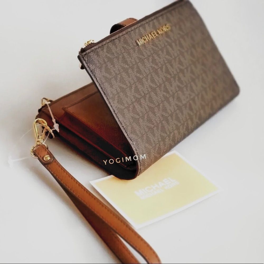 MICHAEL KORS PVC Double Zip WRISTLET WALLET PURSE - Picture 4 of 12